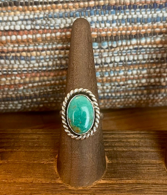 Handcrafted oval "Nacozari" turquoise ring