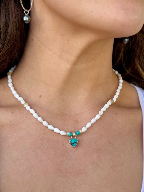 Shell bead necklace with "Kingman" turquoise charm