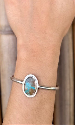 Handcrafted silver cuff with turquoise stone