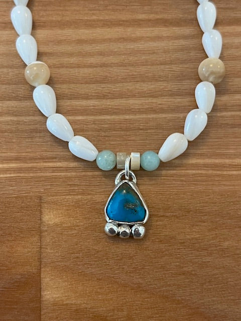 Shell Bracelet with turquoise charm