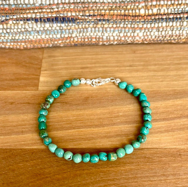 turquoise beaded bracelet